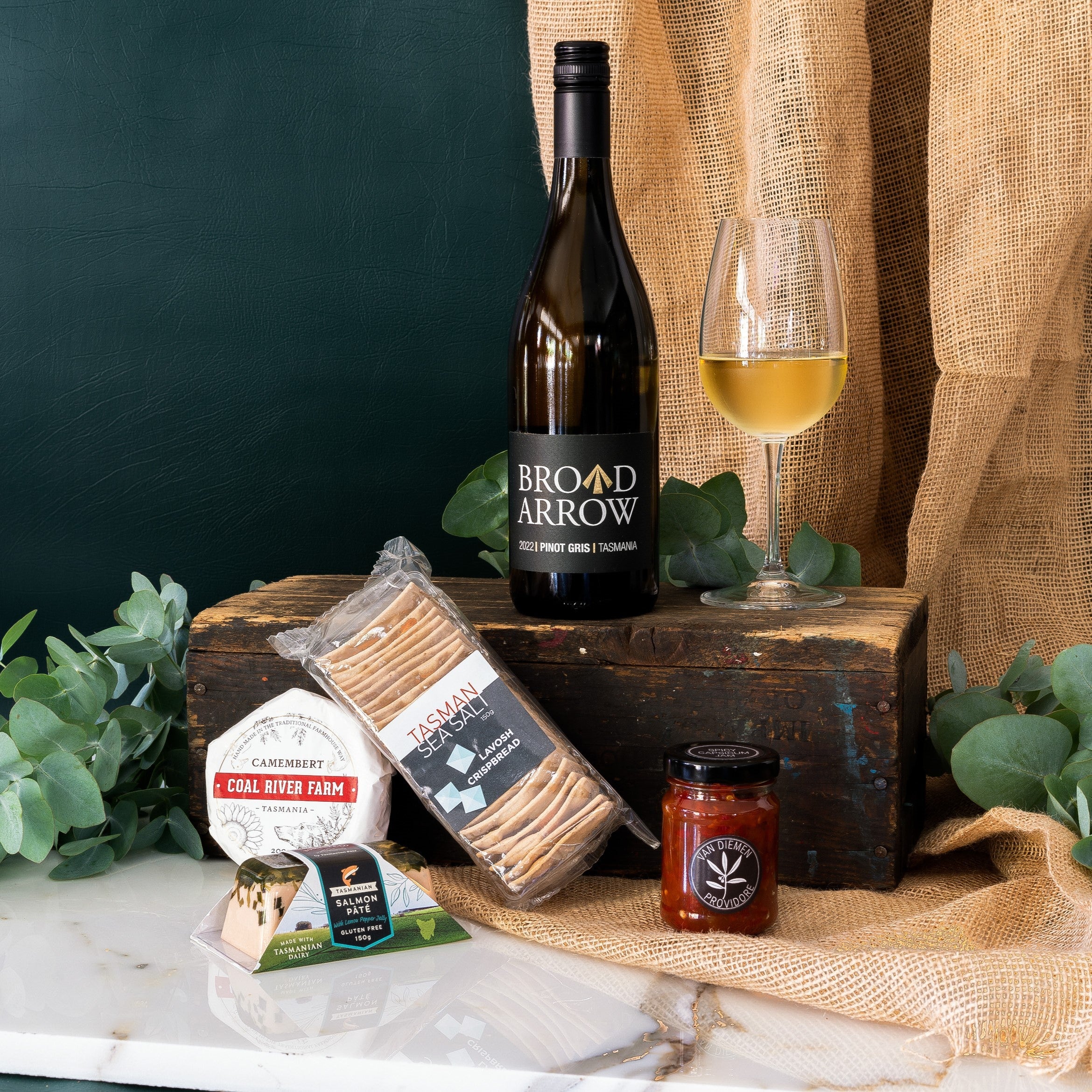 Boutique White Wine Hamper Tasmanian Hamper Co